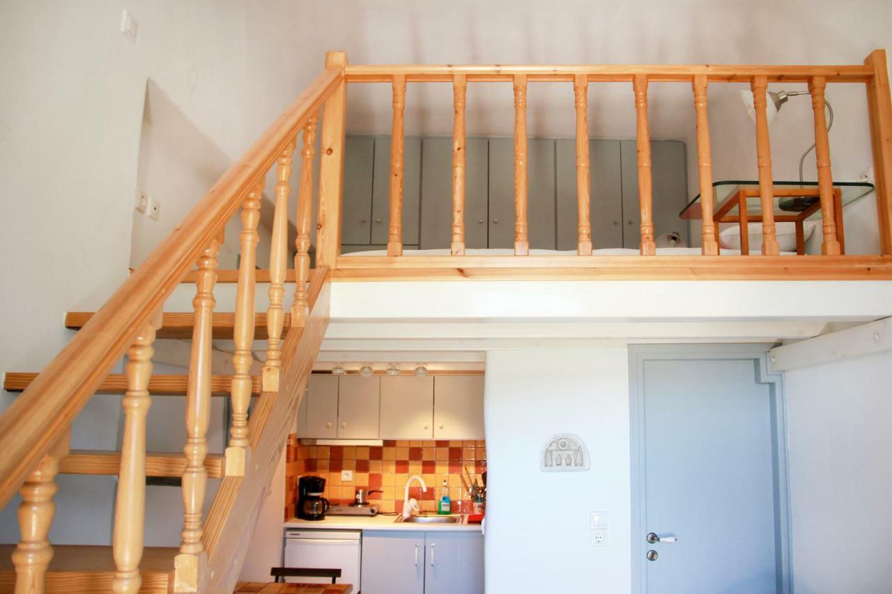 Cozy Guesthouse - Agios Romanos Zewnętrze zdjęcie