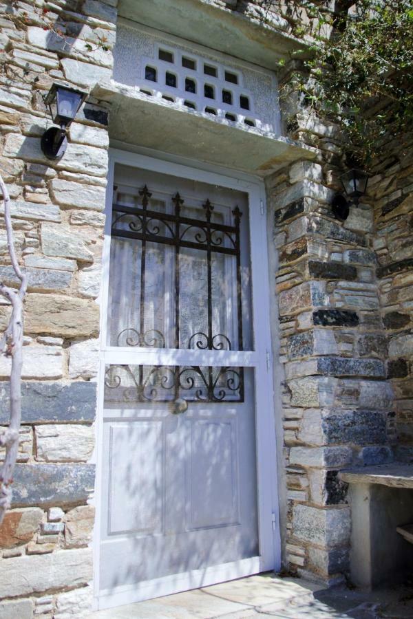 Cozy Guesthouse - Agios Romanos Zewnętrze zdjęcie