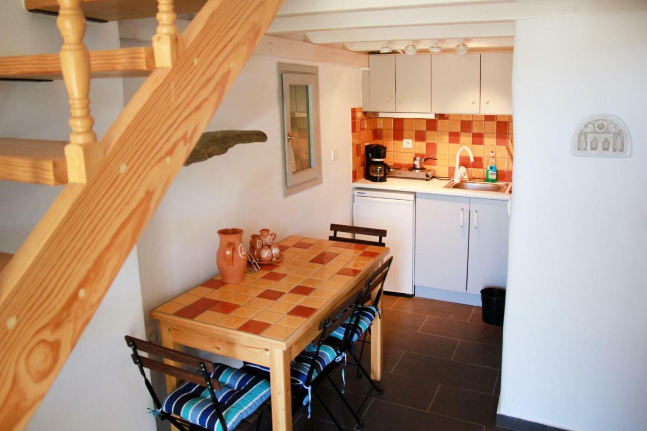 Cozy Guesthouse - Agios Romanos Zewnętrze zdjęcie
